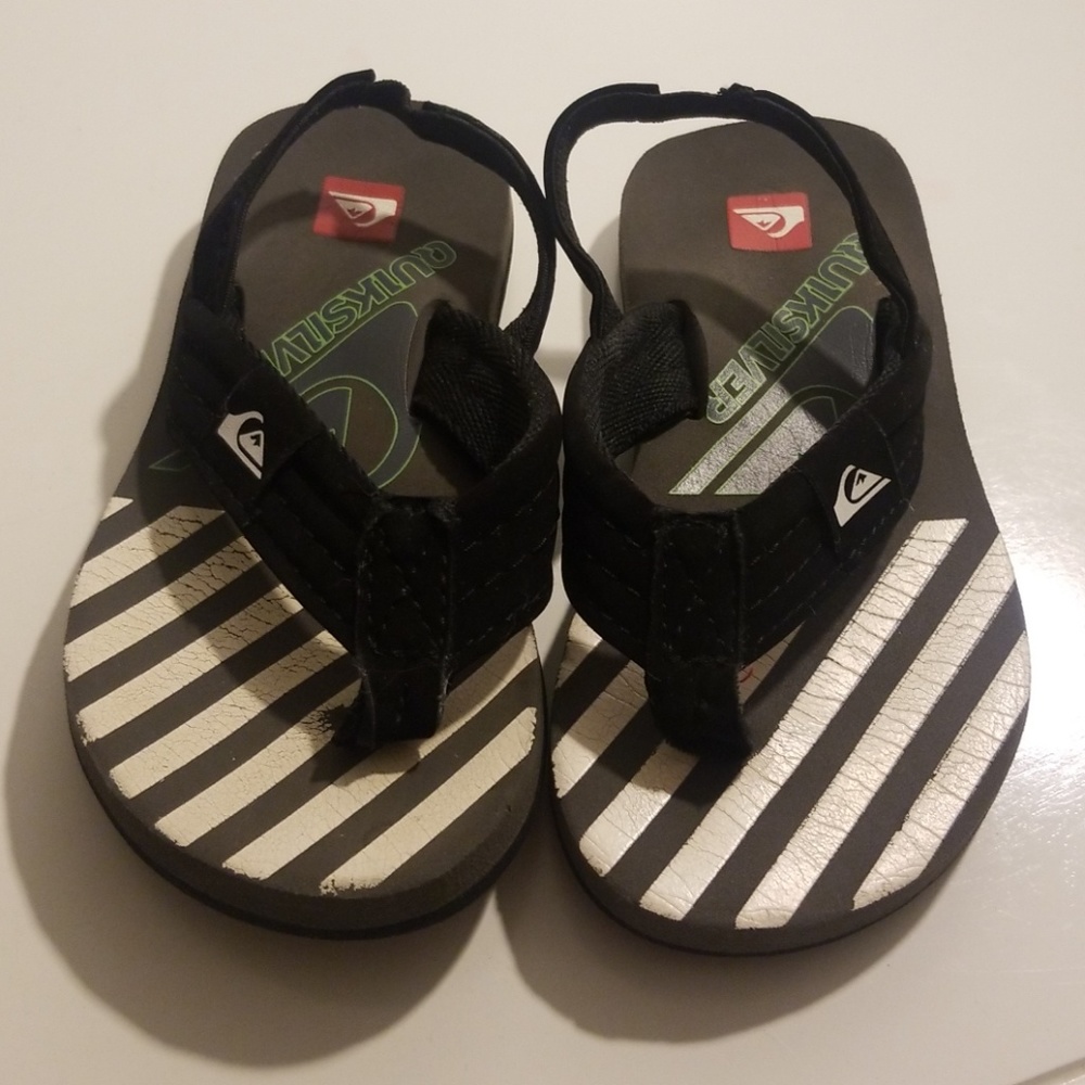 Quiksilver size 10 sandals